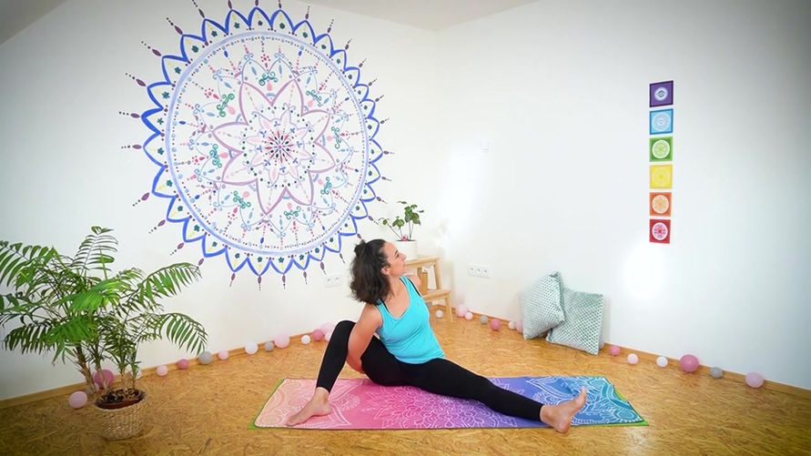 13min Jógového protažení v sedě (1)